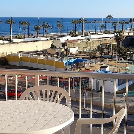 Apartamento Palmeras La Pineda Bagian luar foto