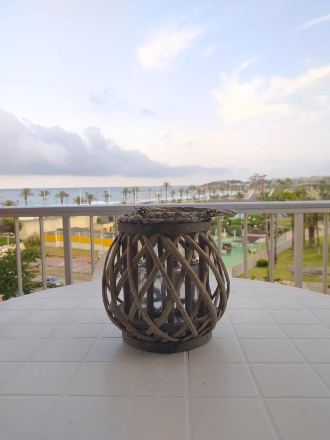 Apartamento Palmeras La Pineda Bagian luar foto