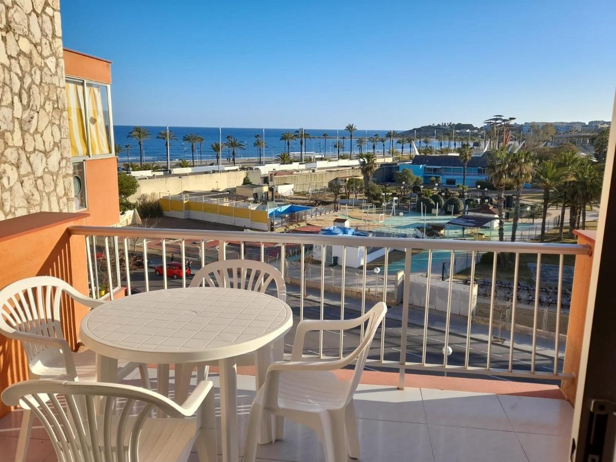 Apartamento Palmeras La Pineda Bagian luar foto