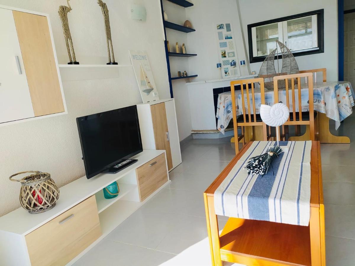 Apartamento Palmeras La Pineda Bagian luar foto