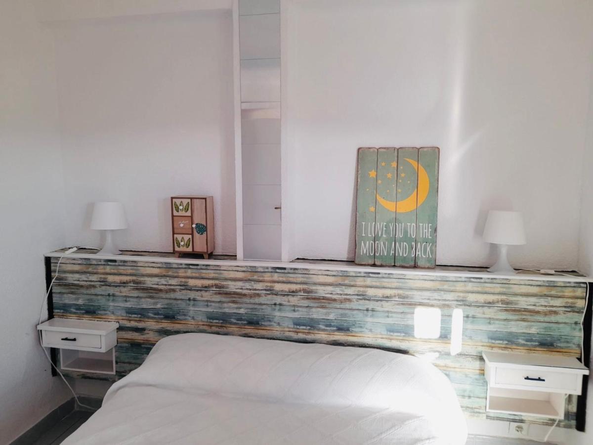 Apartamento Palmeras La Pineda Bagian luar foto