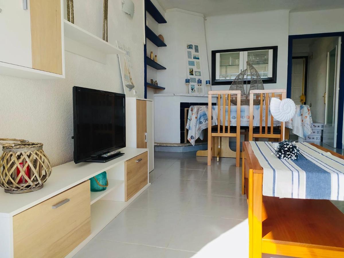 Apartamento Palmeras La Pineda Bagian luar foto